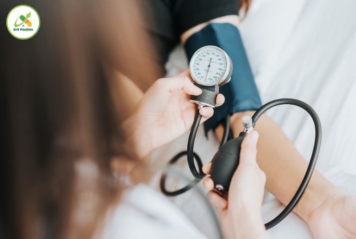 Máy đo huyết áp của Nhật