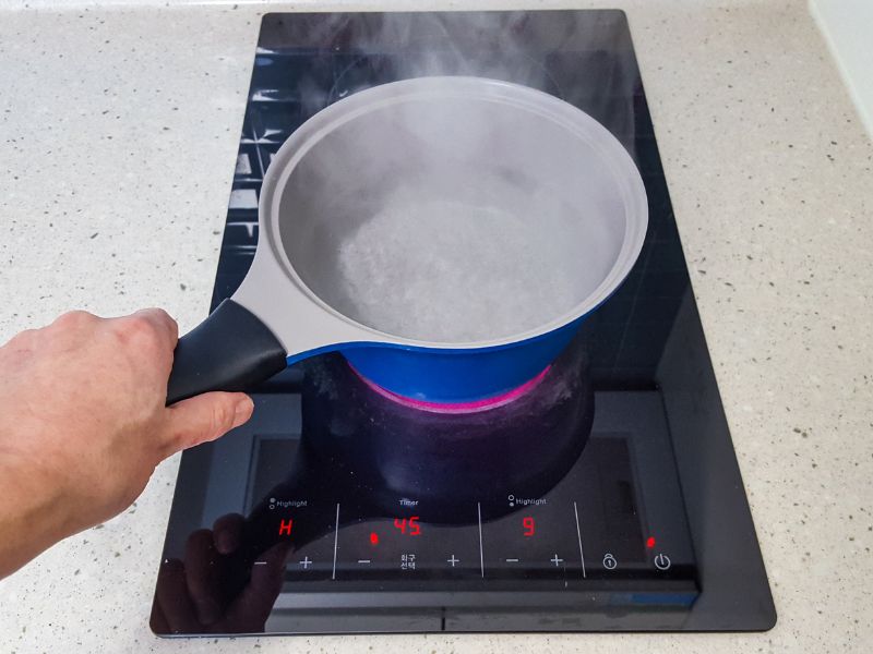 Lỗi E1 Bếp Từ: Nguyên Nhân Và Cách Khắc Phục