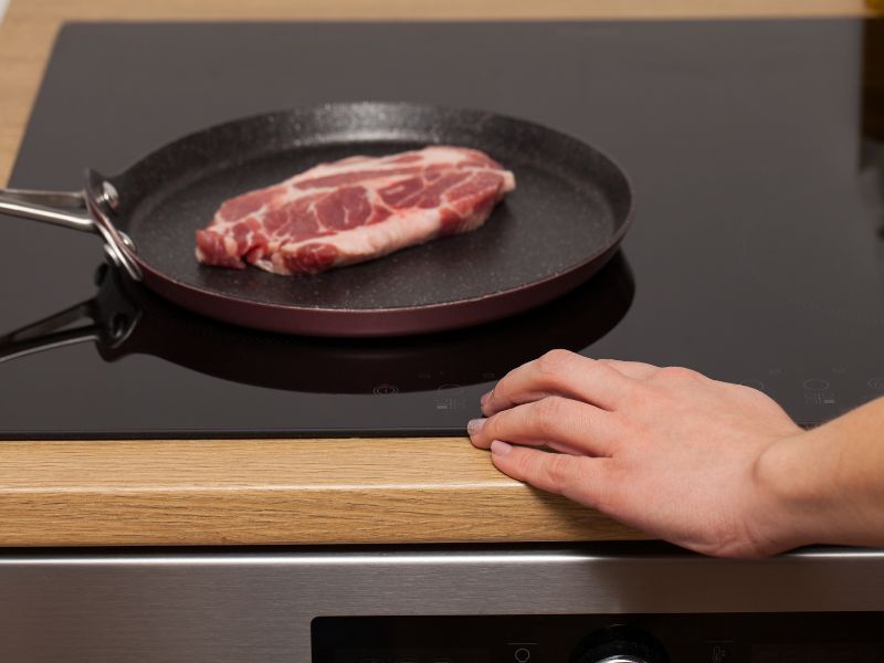 Top 7 loại chảo nấu ăn tốt nhất dành cho bếp từ trong năm 2024