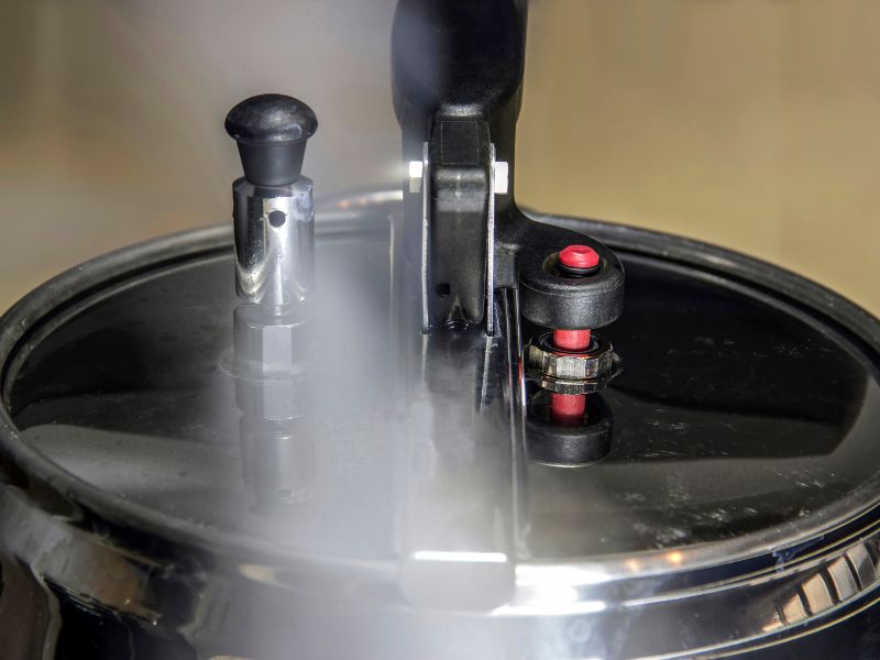 Những nguyên nhân khiến nồi áp suất trở nên không an toàn