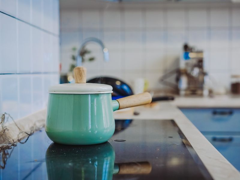 Tìm hiểu mã lỗi bếp hồng ngoại thường gặp và cách khắc phục tại nhà.