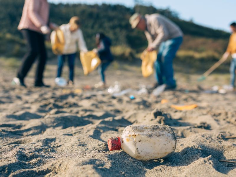 Hạt vi nhựa là gì? Tác hại đối với sức khỏe con người và cách phòng tránh
