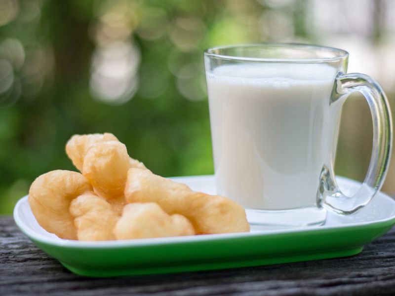 Cách làm sữa đậu nành bằng máy làm sữa hạt: Thơm ngon, bổ dưỡng, đơn giản tại nhà