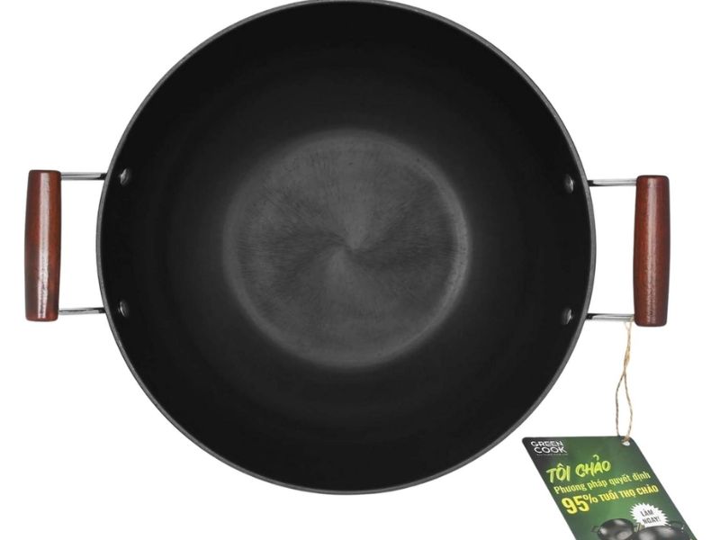 Chảo thép GreenCook sau khi tôi dầu