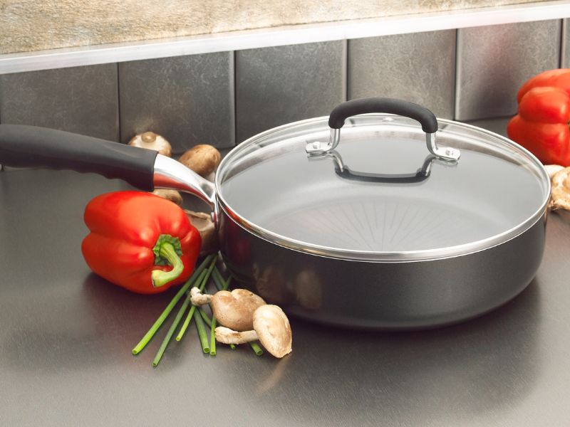 Top 7 loại chảo nấu ăn tốt nhất dành cho bếp từ trong năm 2024