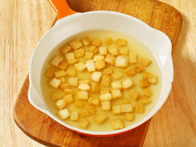 Mỡ lợn trong veo, tóp giòn - bí quyết ẩm thực Việt