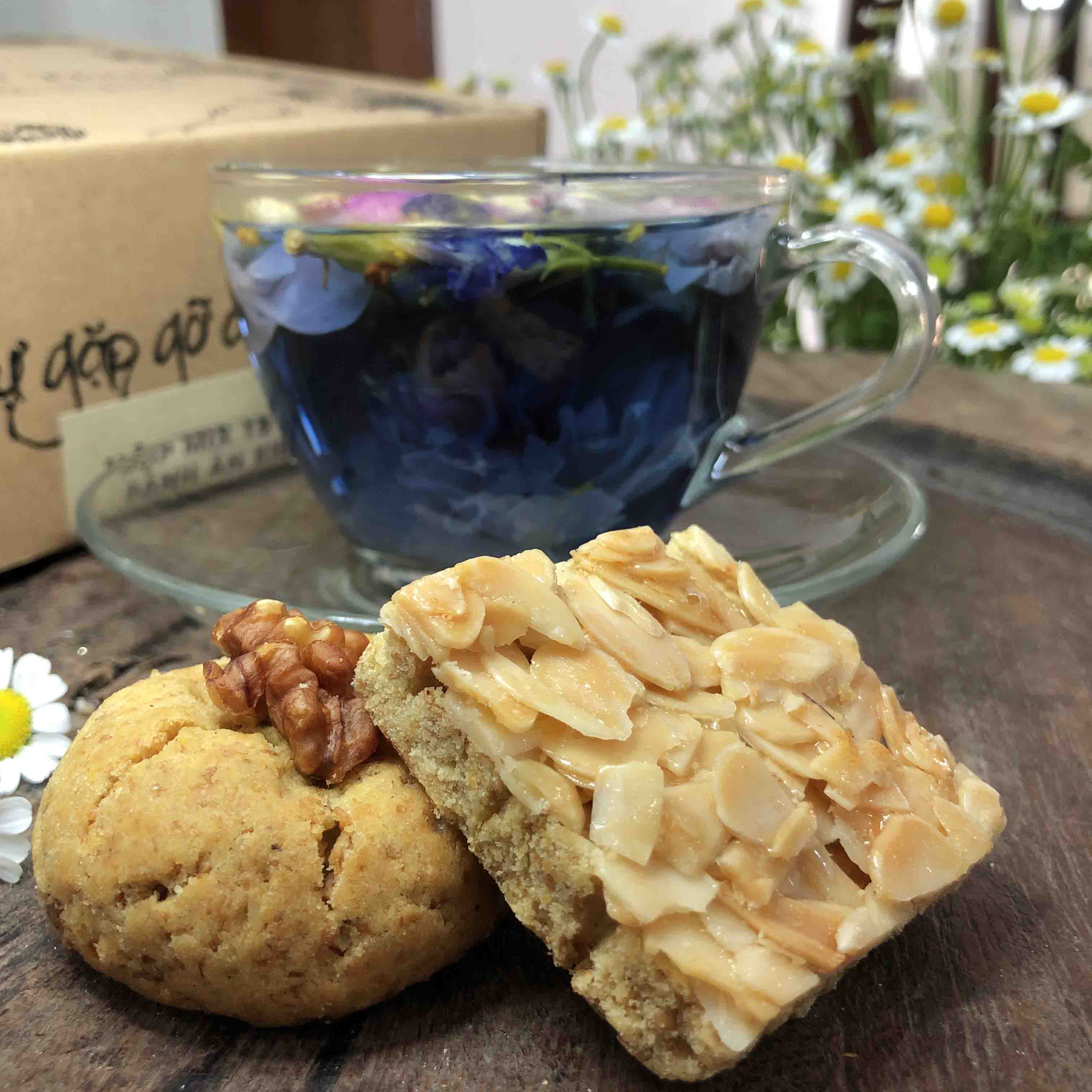 Banh-ngoi-nguyen-cam-hanh-nhan-an-kieng-giam-can