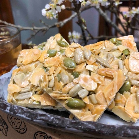 Bánh Ngói Ngũ Hạt Healthy