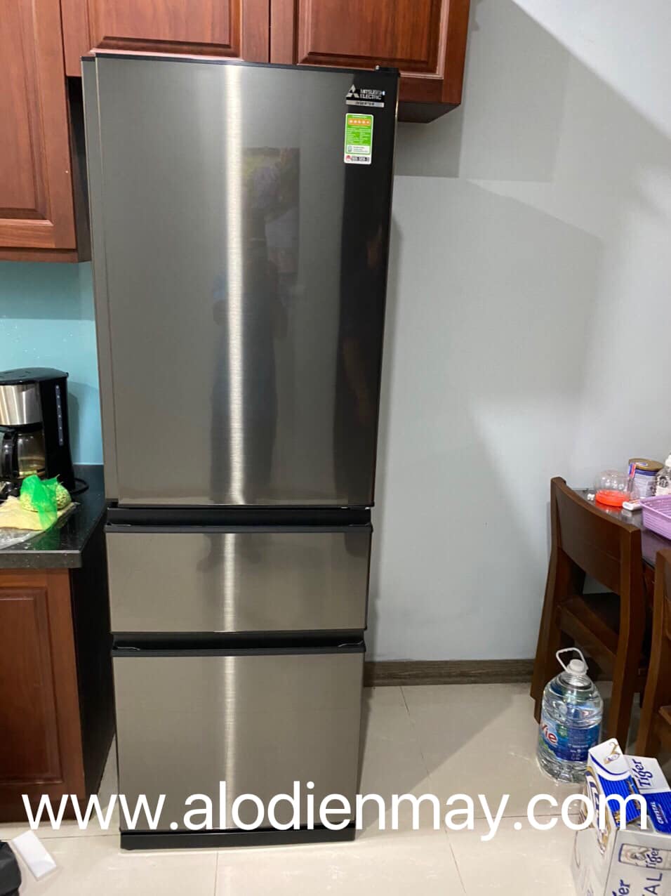 Tủ lạnh Mitsubishi MR-CX46ER-BST 365 lít 3 cửa inverter tại Hà Nội