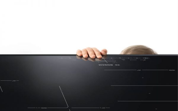 Bếp từ Bosch PXE631FC1E Serie 6 bốn vùng nấu giá tốt