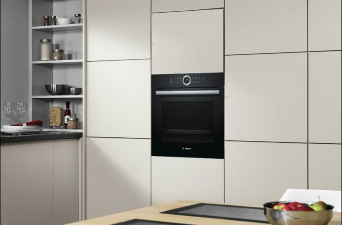 Lò nướng âm tủ Bosch serie 8 dung tích 71 lít HBG634BB1B