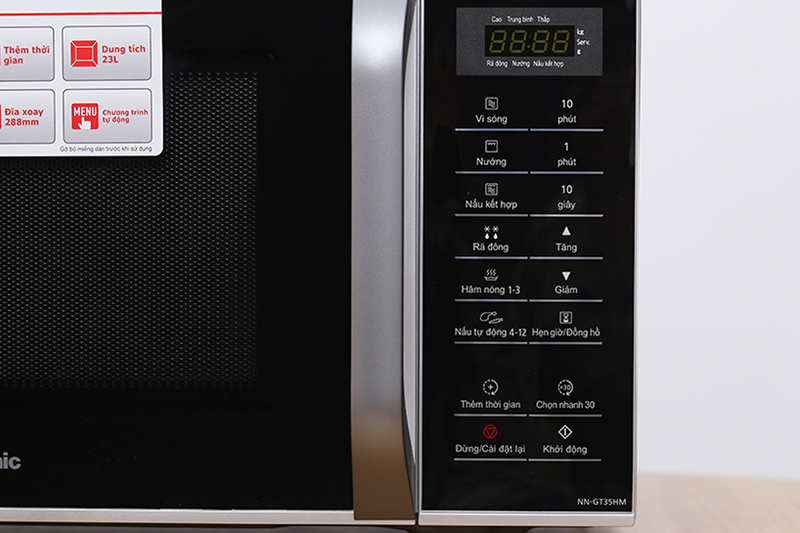 Lò vi sóng Panasonic 23 lít có nướng NN-GT35HMYUE
