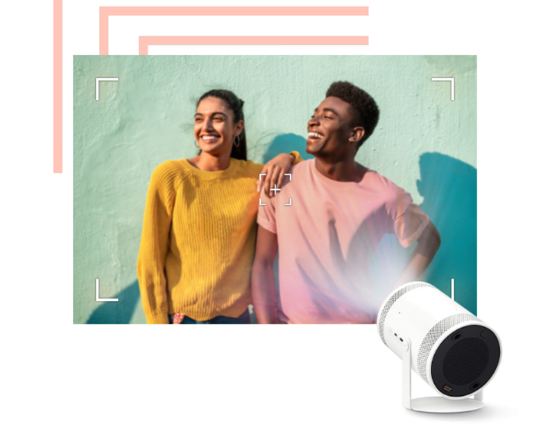 Máy chiếu bỏ túi Smart TV Samsung 100 inch The Freestyle SP-LSP3 sành điệu