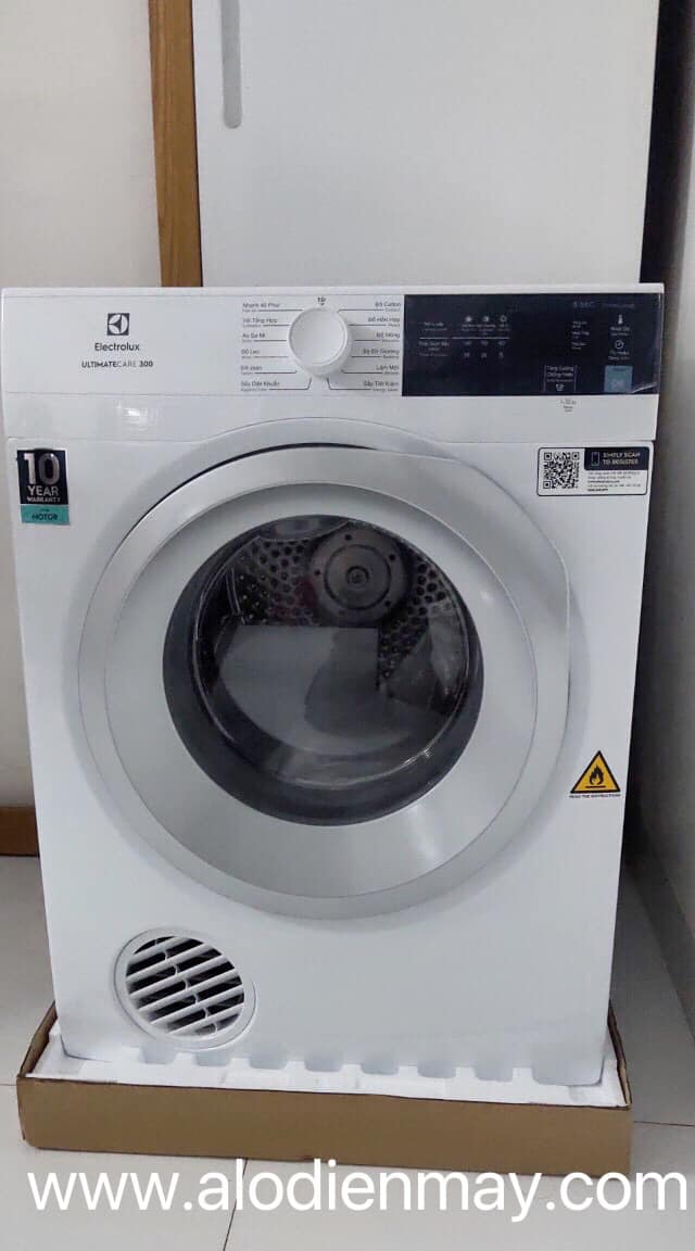 Máy sấy thông hơi Electrolux 8,5 kg UltimateCare 300 EDV854J3WB giá rẻ chính hãng