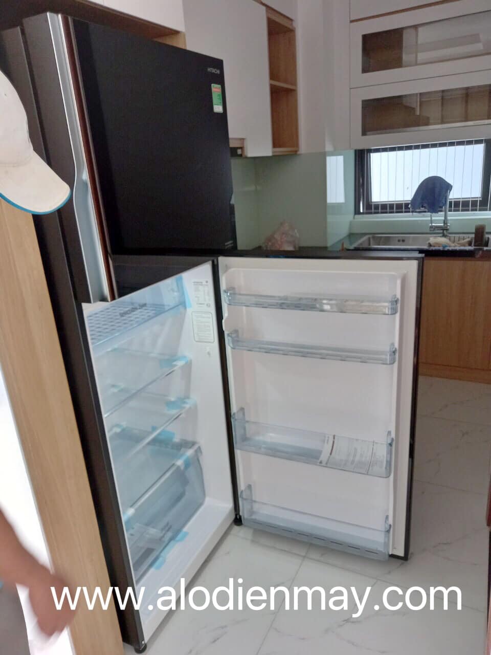 Tủ lạnh 2 cánh inverter 366 lít Hitachi R-FVX480PGV9 (GBK) uy tín