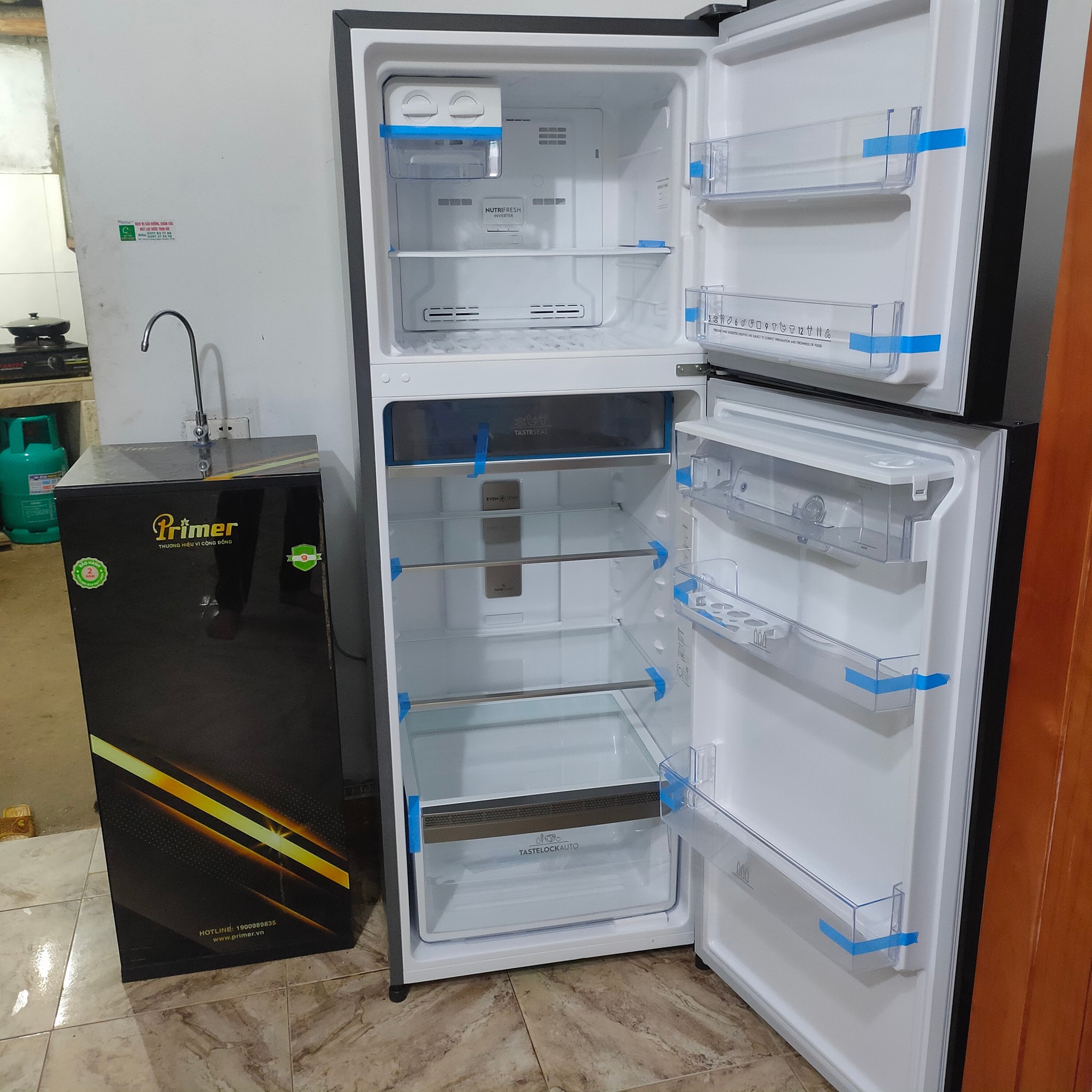 Tủ lạnh Electrolux inverter 312 lít ETB3440K-H uy tín