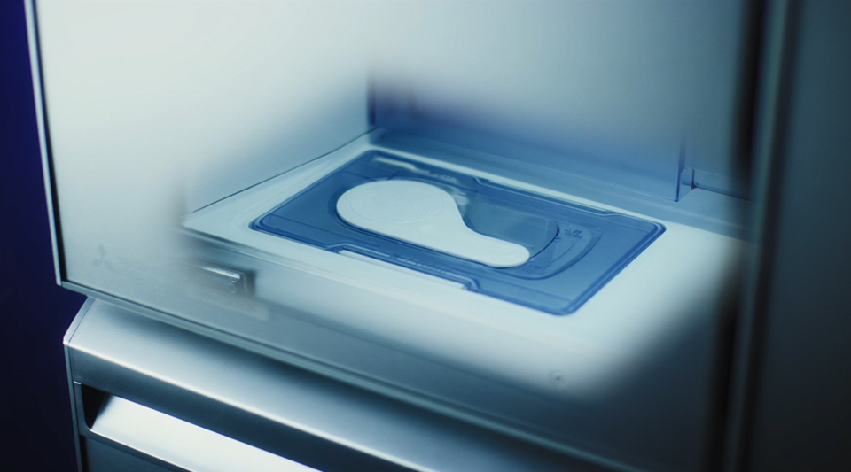 Tủ lạnh Mitsubishi 3 cánh 330 Lít MR-CX41ER-BRW tại Hà Nội