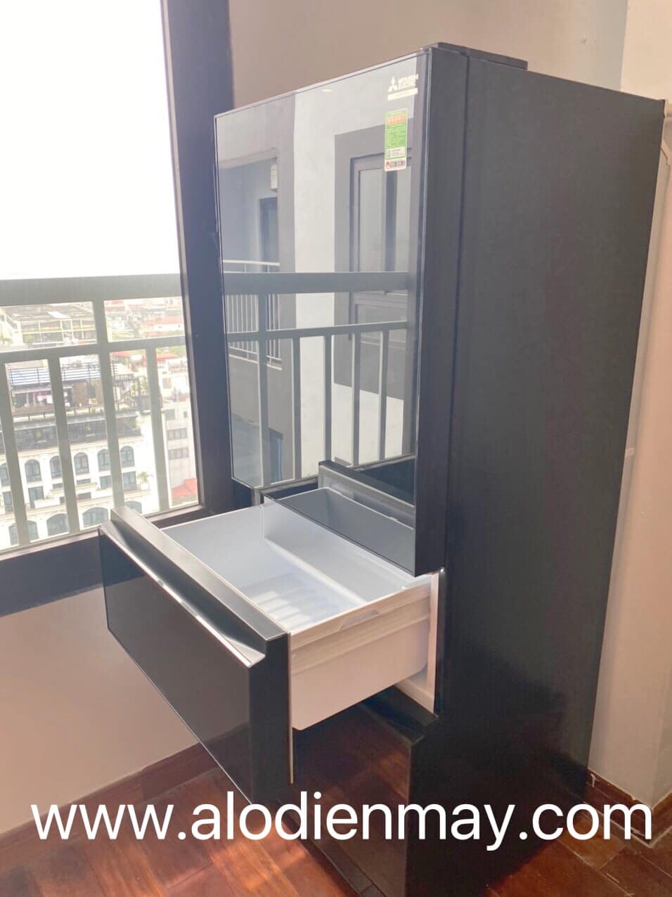 Tủ lạnh 3 cánh Mitsubishi inverter 450 lít CGX56EP (GBK, GBR) giá rẻ chính hãng