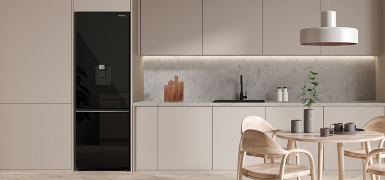 Tủ lạnh Panasonic inverter 325 lít NR-BV361WGKV 2022 giá rẻ