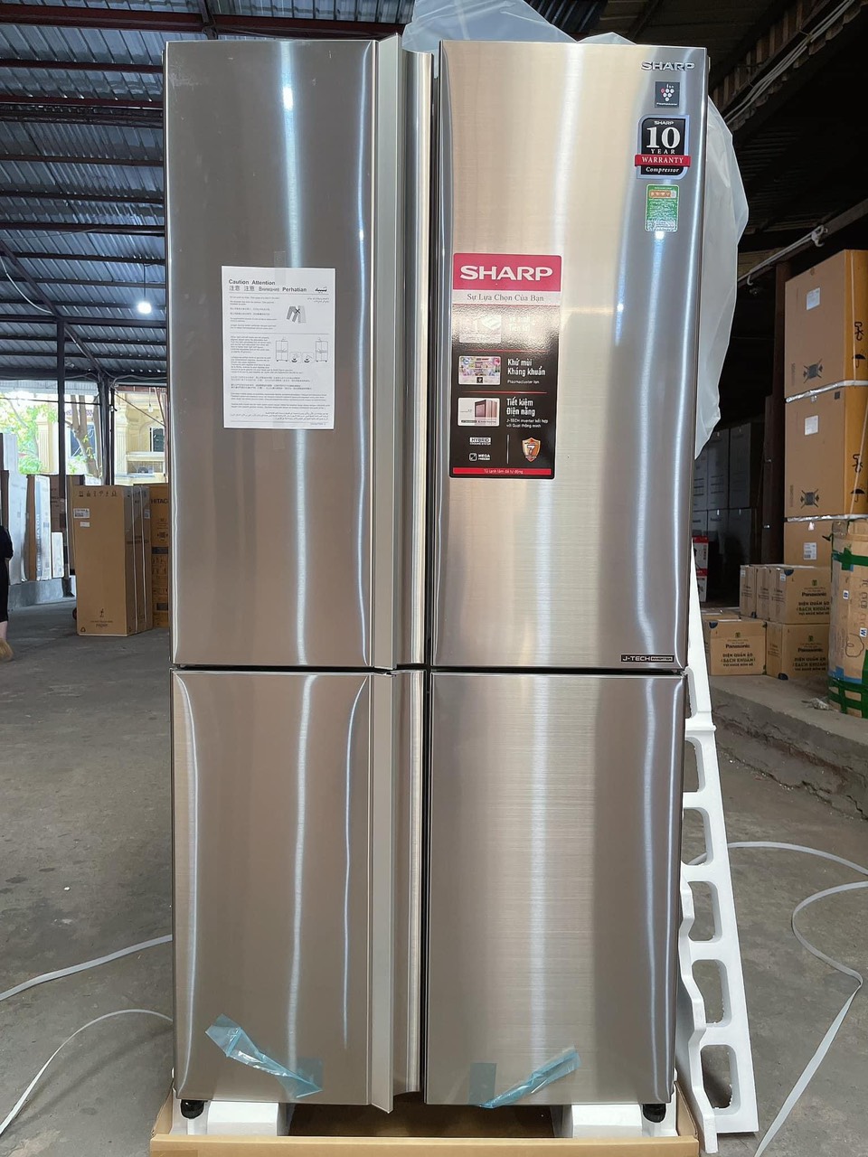 Tủ lạnh Sharp 607 lít 4 cửa inverter SJ-FXPI689V-RS 2023