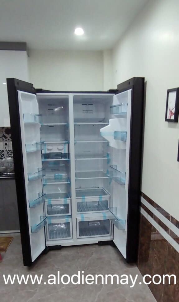 Tủ lạnh Hitachi Side By Side 2 cánh 641 lít R-S800PGV0 (GBK) giá rẻ