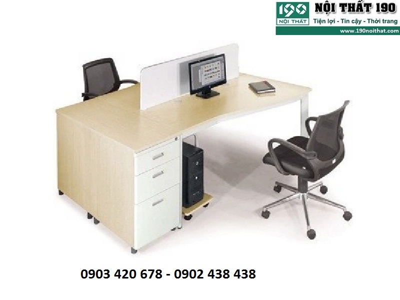 ban-doi-co-vach-ngan