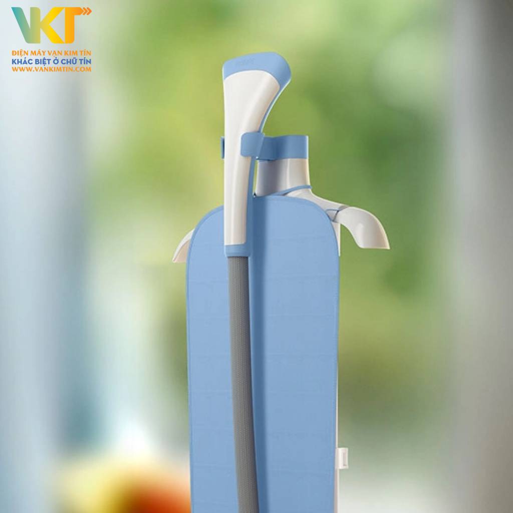 Bàn ủi hơi nước đứng Philips STE1030/20 - Công suất lớn, ổn định giúp tiết kiệm thời gian là ủi
