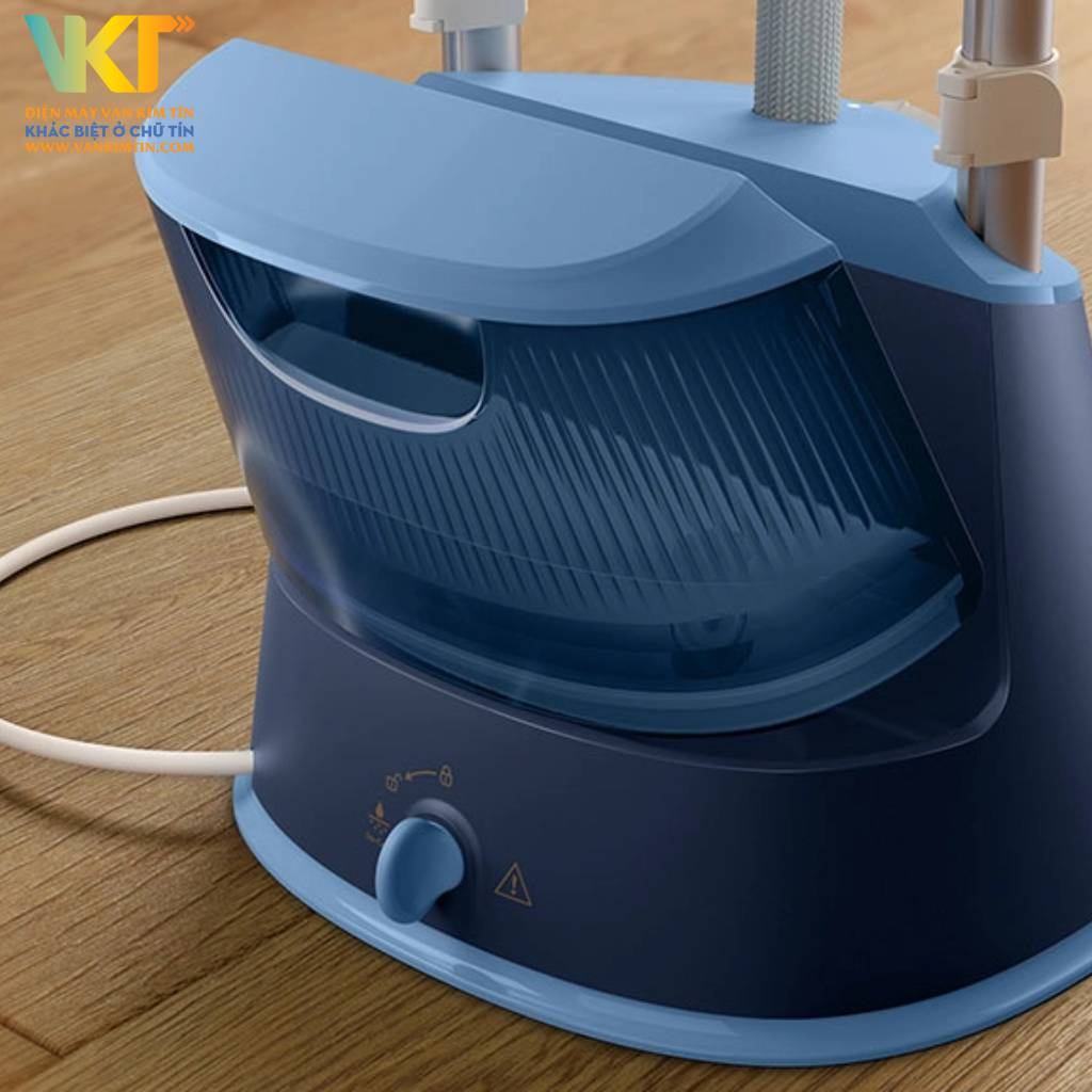 Bàn ủi hơi nước đứng Philips STE1030/20 - Ủi được số lượng lớn quần áo chỉ với một lần châm nước