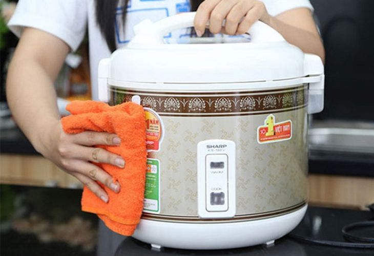 Các bước vệ sinh nồi cơm điện đúng cách, sạch bong