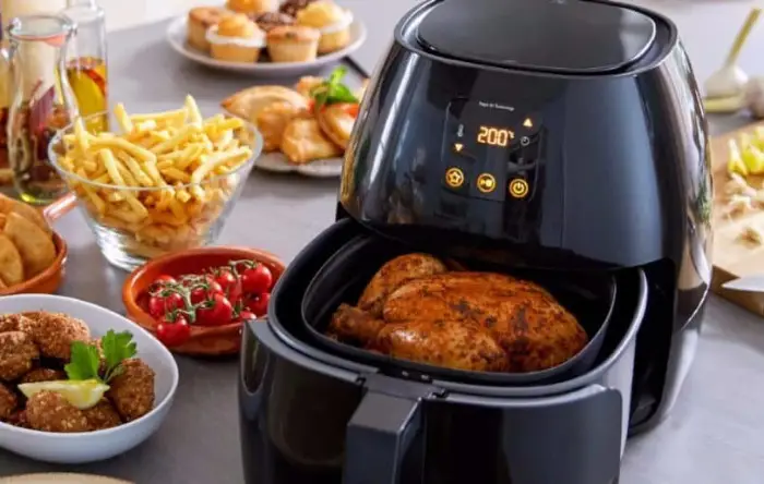 Những vật dụng cho được và không cho được vào nồi chiên không dầu