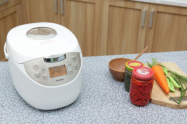 Nồi cơm điện Toshiba được sản xuất ở đâu có bền không