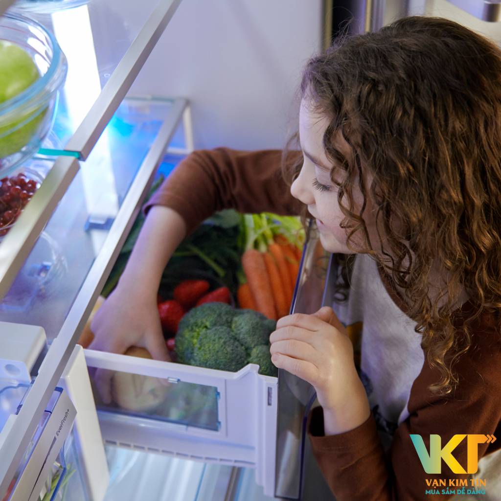 Tủ lạnh Beko Inverter 340 lít RDNT371E50VZK - Khóa trẻ em an toàn