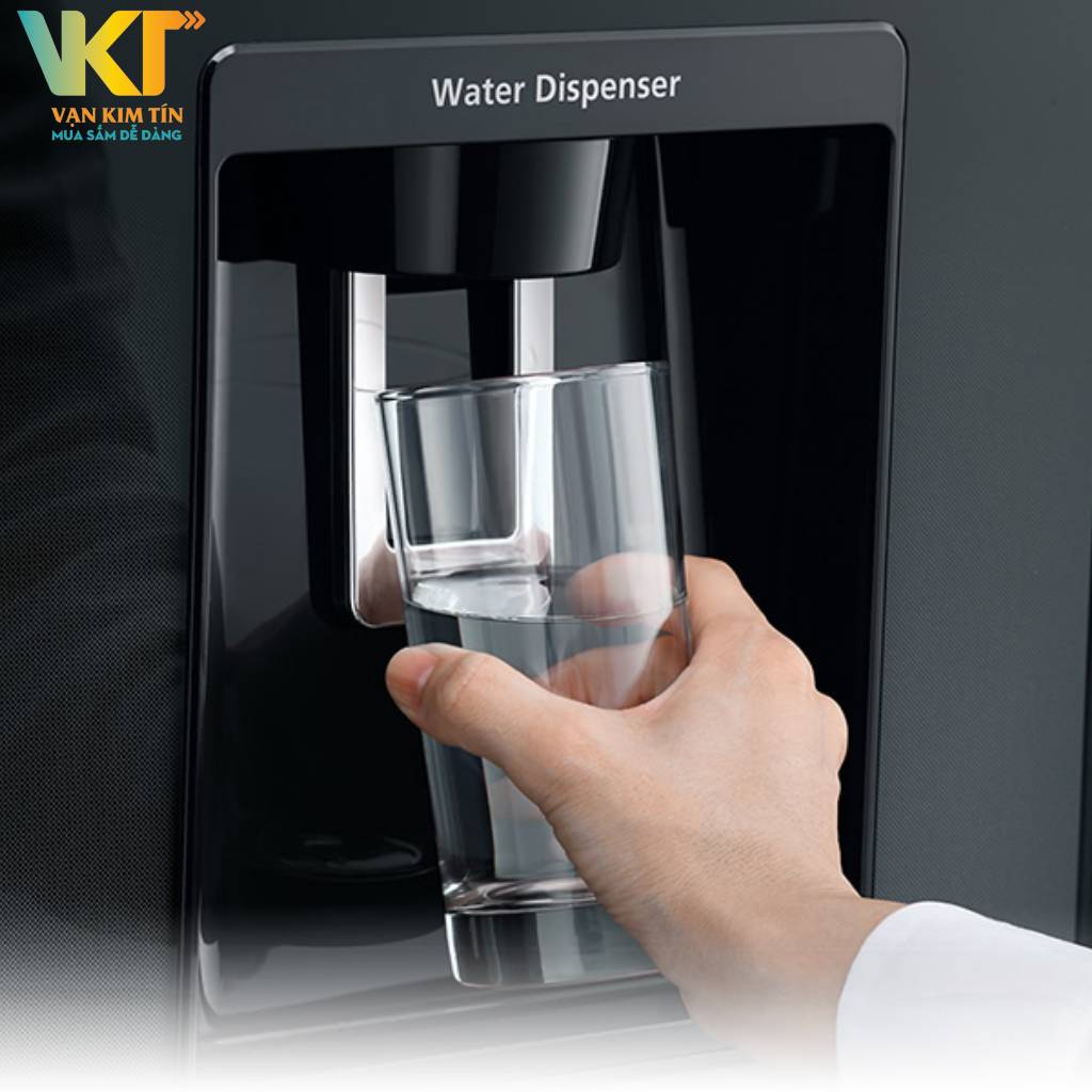 Tủ lạnh Hitachi Inverter 540 lít R-FW690PGV7 - Tính năng lấy nước bên ngoài