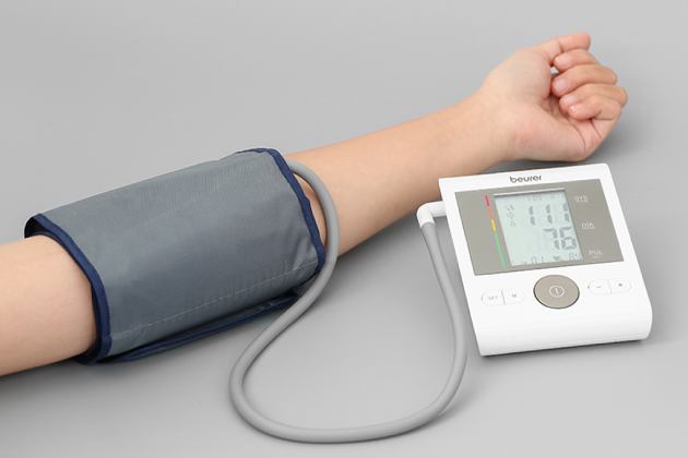 Ưu và nhược điểm của máy đo huyết áp điện tử
