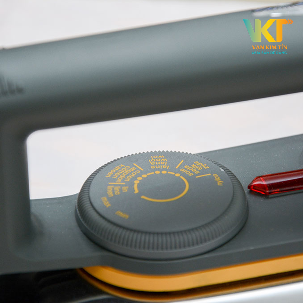 Bàn ủi Philips HD1172