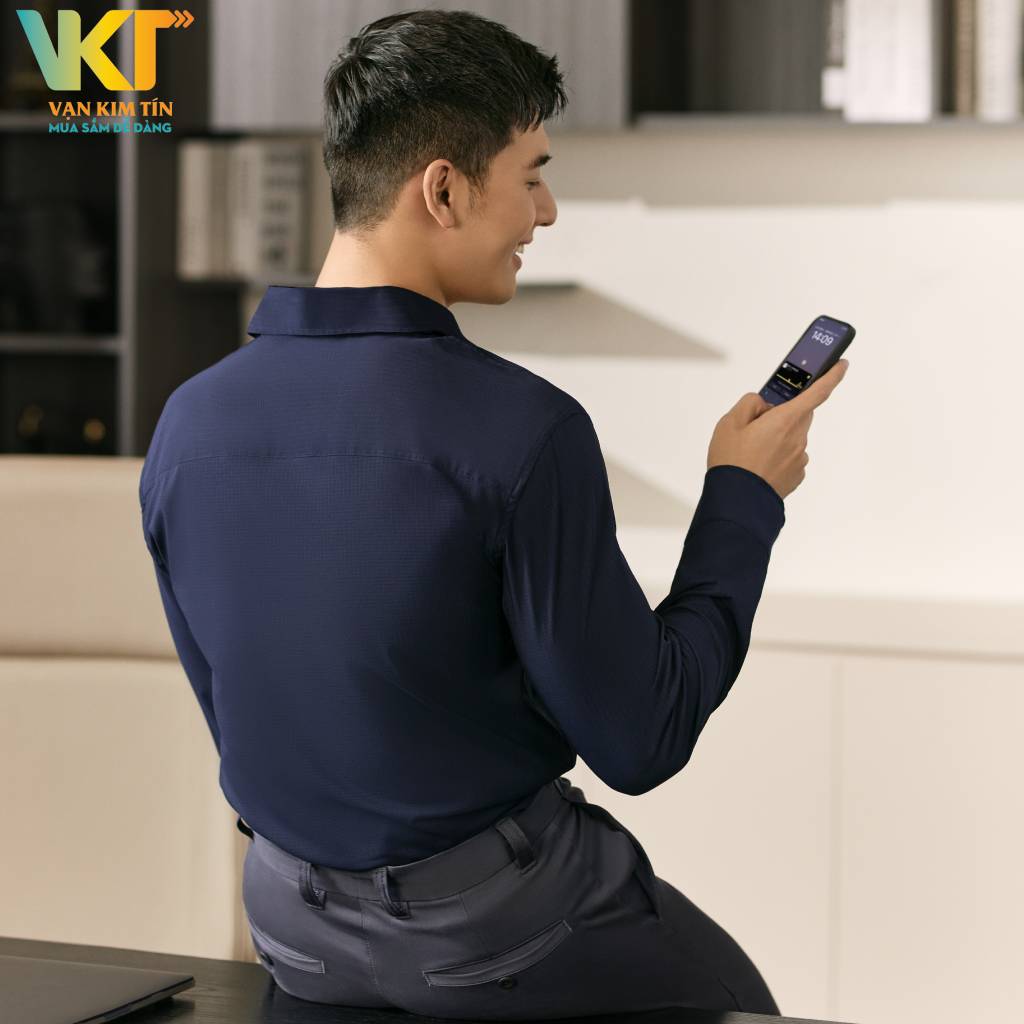 Máy massage lưng SKG K3-2 - Ứng dụng Future Wear tiện lợi