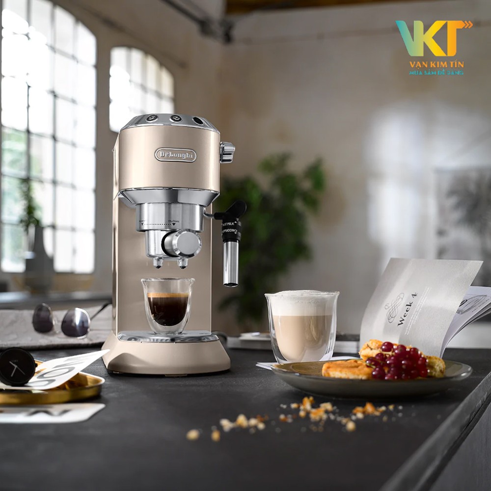 Máy pha cà phê Delonghi EC785 - Điều khiển bằng nút nhấn, dễ thao tác khi pha cà phê