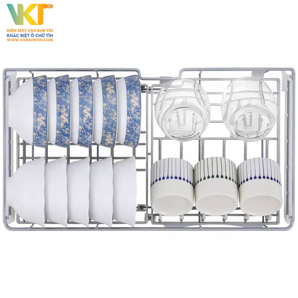 Máy rửa chén Panasonic NP-TH1WEVN - Công nghệ rửa nước nóng sạch hơn, loại bỏ vi khuẩn tốt hơn