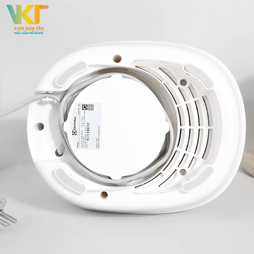 Máy xay sinh tố Electrolux E6TB1-80CW