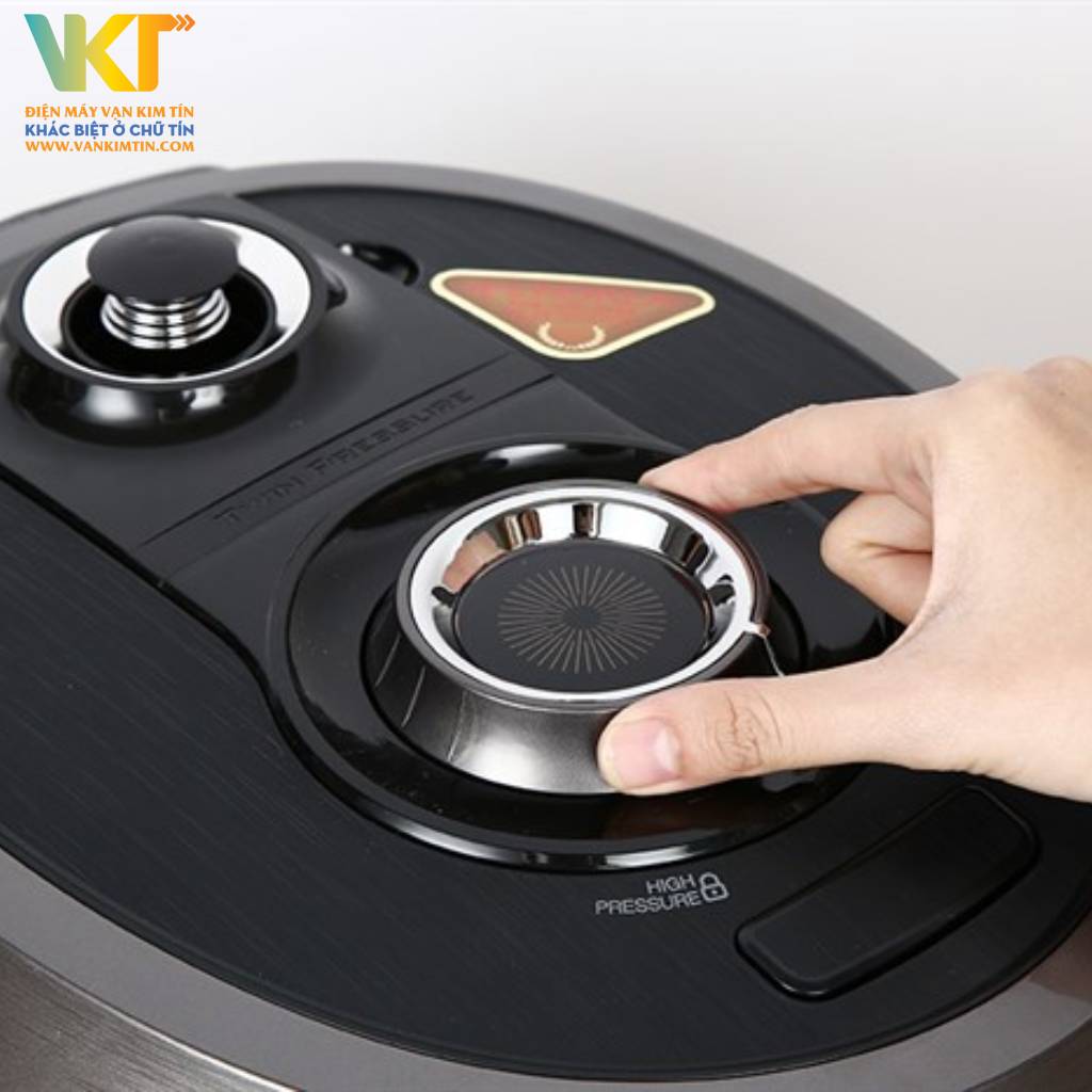 Nồi cơm điện tử cao tần áp suất Cuckoo 1.8 lít CRP-RT1008F/BKTSVNCV - Chức năng loại bỏ cặn bẩn và vi khuẩn bằng hơi nước