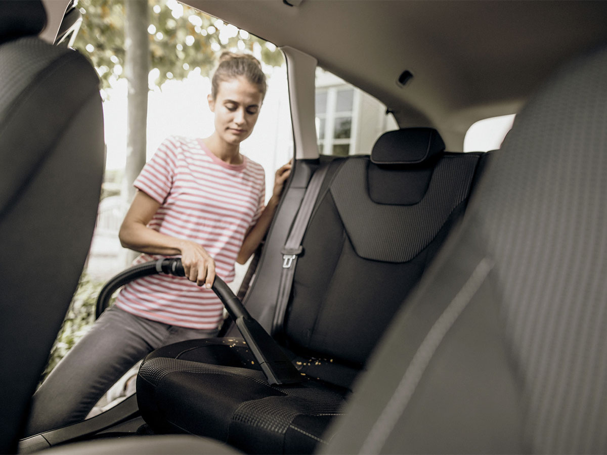 Máy hút bụi khô và ướt Karcher WD 3 V Car