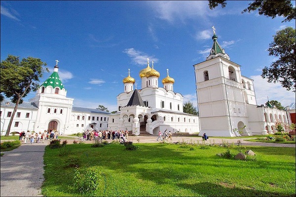 Tu viện Ipatievsky