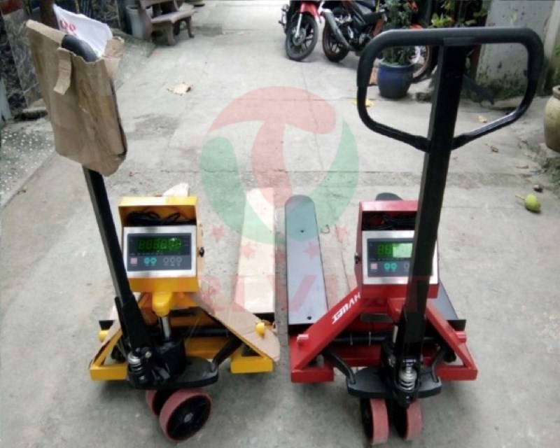 Cân xe nâng là “trợ thủ” đắc lực trong kho bãi