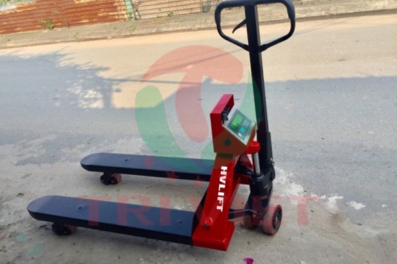 Cần tìm hiểu nhiều thông tin trước khi lựa chọn xe nâng có cân điện tử