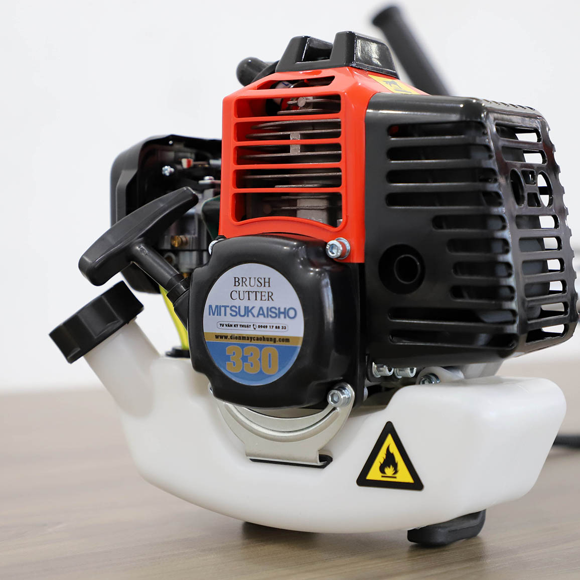 Máy Cắt Cỏ Mitsukaisho 330 900W Đỏ Đen 2 Thì