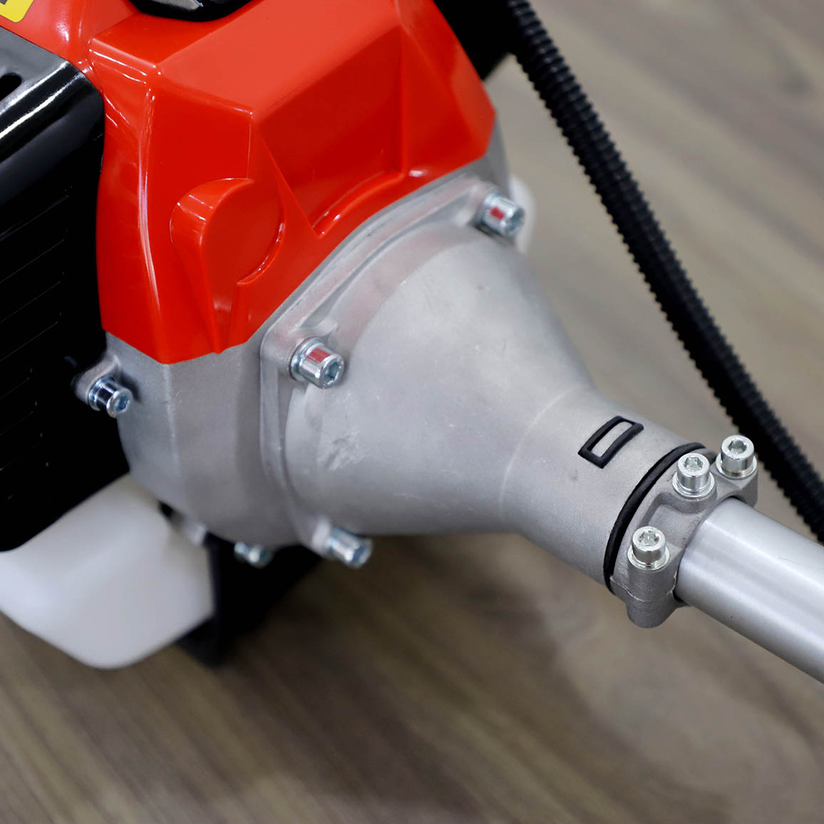 Máy Cắt Cỏ Mitsukaisho 330 900W Đỏ Đen 2 Thì