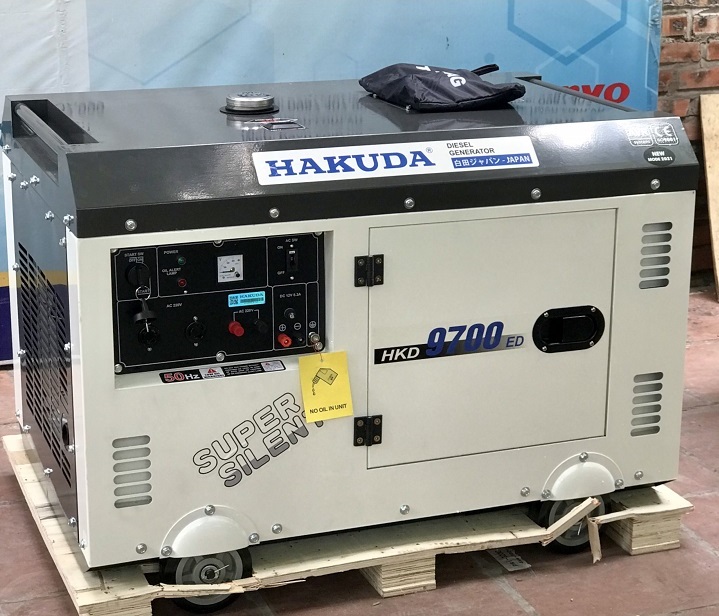 Máy phát điện chạy dầu Hakuda 6Kw HKD 9700ED