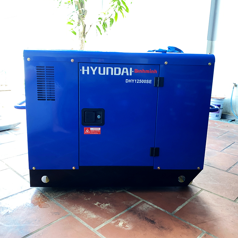 Máy Phát Điện Chạy Dầu Hyundai 11KVA DHY12500SE