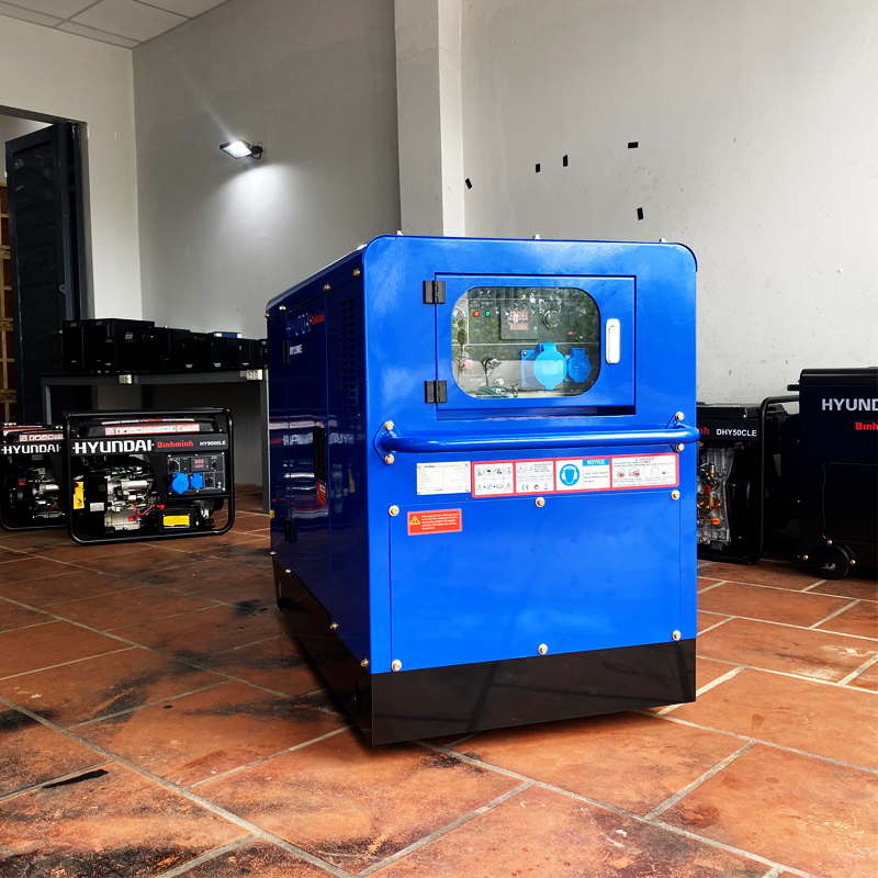 Máy Phát Điện Chạy Dầu Hyundai 13.75KVA DHY12500SE-3 3 Pha