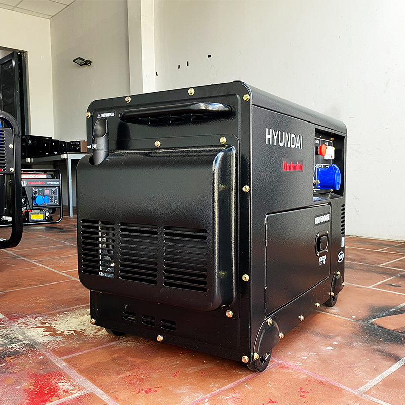 Máy Phát Điện Chạy Dầu Hyundai 7.3KVA DHY6000SE-3 3 Pha